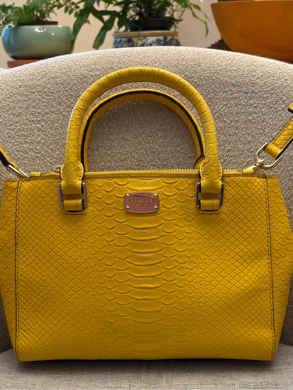 SOLD! Michael Kors Yellow Selma Satchel + a NWT Card Case to Create a Set! - Picture 2 of 11